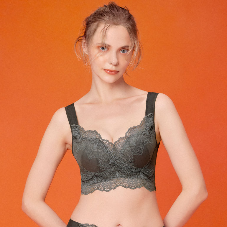 Lacy All In One Wireless Bra
